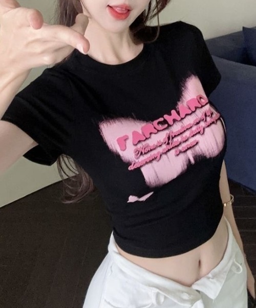 SHEENA(シーナ)の「バタフライロゴプリントショート丈Tシャツ(Tシャツ/カットソー・レディース・ホワイト/ブラック・M)」の4枚目の写真