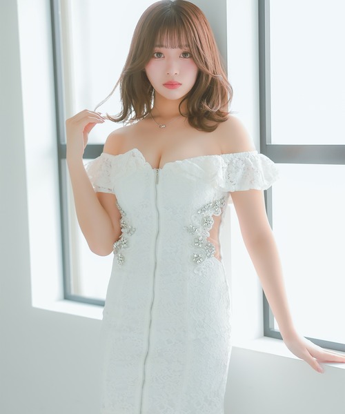 Tika（ティカ）の「[CLOSED] キャバドレス ミニ タイト オフショルダー フリル袖 フロントジップ 谷間魅せ シアー くびれ ビジュー 総レースドレス（ドレス・レディース・ブルー/ホワイト・S/M/L）」の16枚目の写真