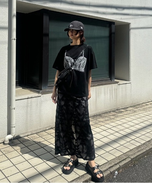 Ameri(アメリ)の「NEW ERA×Ameri SUNSHADE CAP(キャップ・レディース・ブラック・FREE)」の4枚目の写真