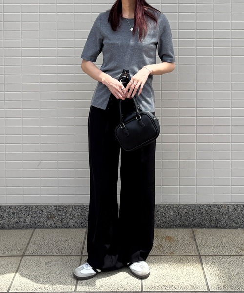 ISOOK（アイスー）の「【ISOOK / アイスー】ホックデザインリブTシャツ / 半袖 カットソー スリットTシャツ リブトップス オフィスカジュアル ZOZOTOWN限定（Tシャツ/カットソー・レディース・ブラック/ベージュ/グレー・FREE）」の15枚目の写真