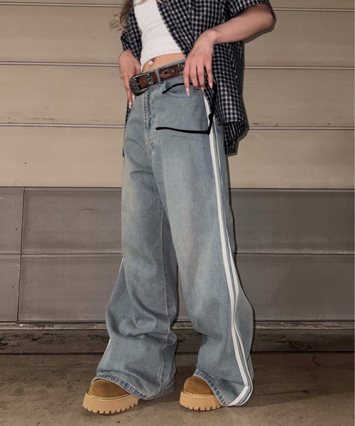 sedacle（セダクル）の「サイドラインバギーデニム（デニムパンツ・レディース・ライトインディゴブルー/ブラック・SMALL/MEDIUM/LARGE）」の14枚目の写真
