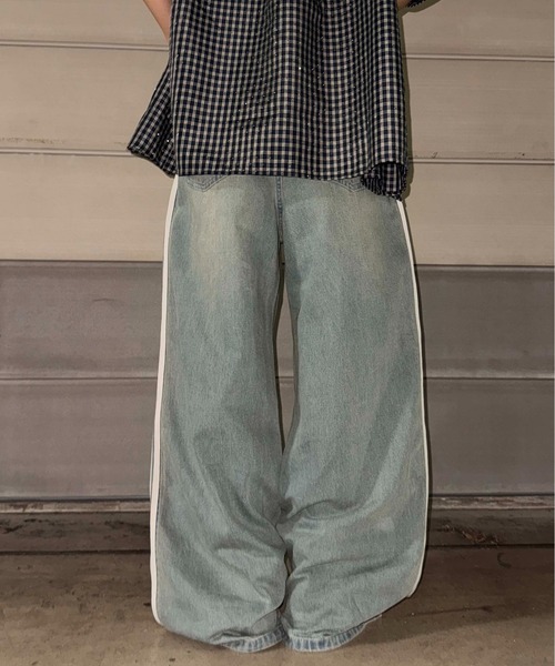 sedacle（セダクル）の「サイドラインバギーデニム（デニムパンツ・レディース・ライトインディゴブルー/ブラック・SMALL/MEDIUM/LARGE）」の16枚目の写真