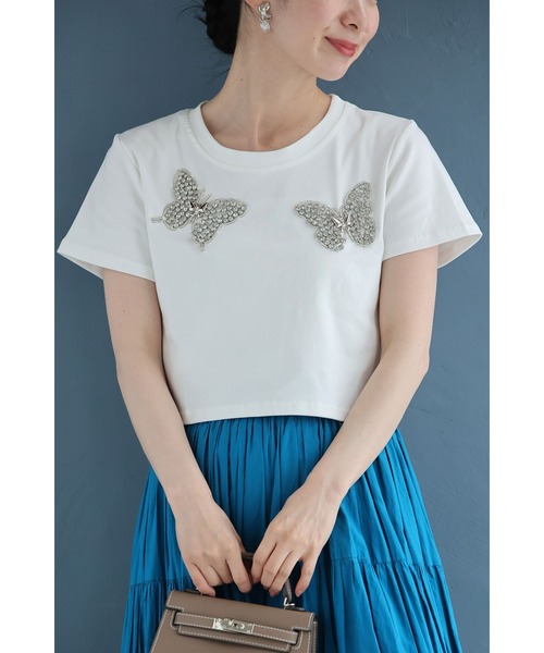 cawaii(カワイイ)の「ビジューの蝶々が瞬く短丈Tシャツカットソートップス(Tシャツ/カットソー・レディース・ホワイト・FREE)」の17枚目の写真