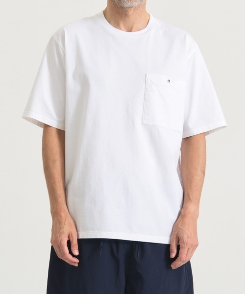 WHITE MOUNTAINEERING(ホワイトマウンテニアリング)の「【White Mountaineering / ホワイトマウンテニアリング】別注 ONE EYELET POCKET TEE(Tシャツ/カットソー・メンズ・ホワイト/ダークグレー/ネイビー/ブラック・2/1/4/3)」の9枚目の写真