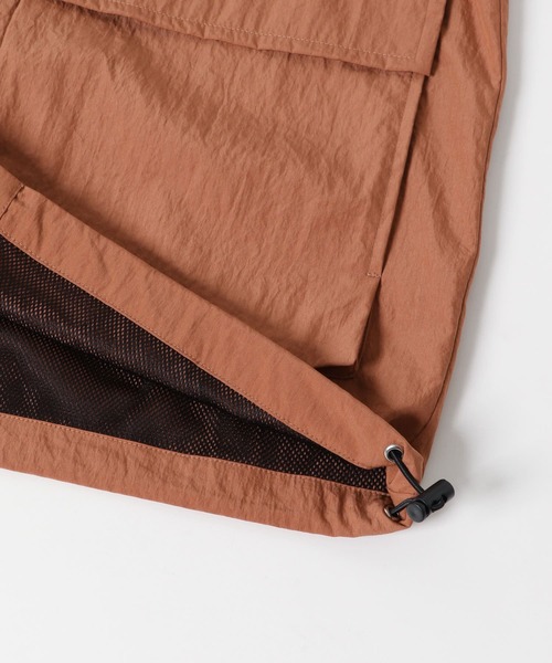 SENSE OF PLACE by URBAN RESEARCH（センスオブプレイスバイアーバンリサーチ）の「ユーティリティスタンドベスト（ブルゾン・メンズ・オリーブ/オレンジ/チャコールグレー・MEDIUM/LARGE）」の7枚目の写真