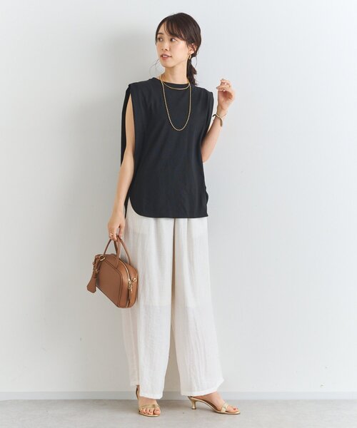 un dix cors（アンディコール）の「《大人のこなれカジュアルに》綿麻混肩タックプルオーバー（Tシャツ/カットソー・レディース・ブラック/オフホワイト/チャコールグレー・FREE）」の15枚目の写真