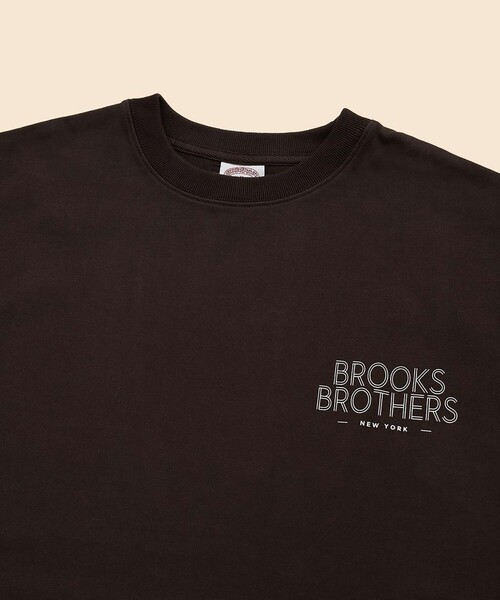 BROOKS BROTHERS（ブルックスブラザーズ）の「USAコットンジャージー　グラフィックロゴ　ヘビーウェイトTシャツ（Tシャツ/カットソー・メンズ・ホワイト/ネイビー/グレー/ダークブラウン・LARGE/MEDIUM/SMALL/X-LARGE）」の8枚目の写真