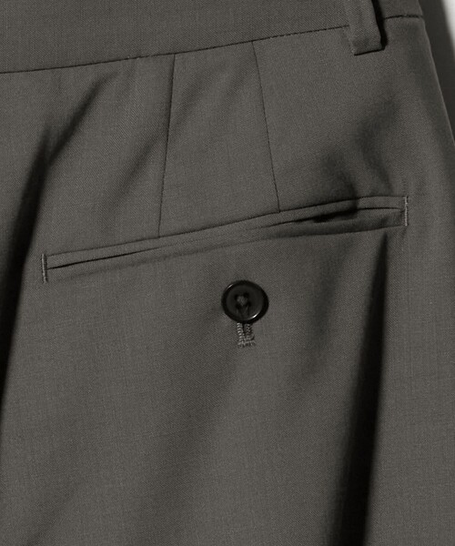 AEWEN MATOPH（イウエン マトフ）の「＜AEWEN MATOPH＞ウールタック カーブパンツ（その他パンツ・レディース・ブラック/オリーブ・34/38/36）」の13枚目の写真