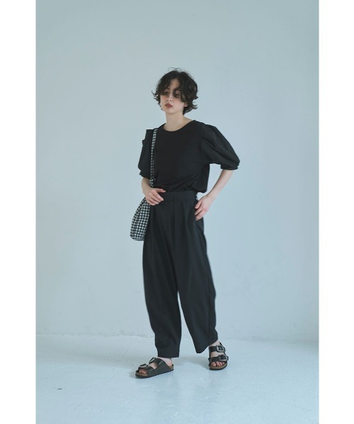 marjour(マージュール)の「SWITCHING LANTERN SLEEVE TEE(Tシャツ/カットソー・レディース・ブラック/オフホワイト・M)」の4枚目の写真