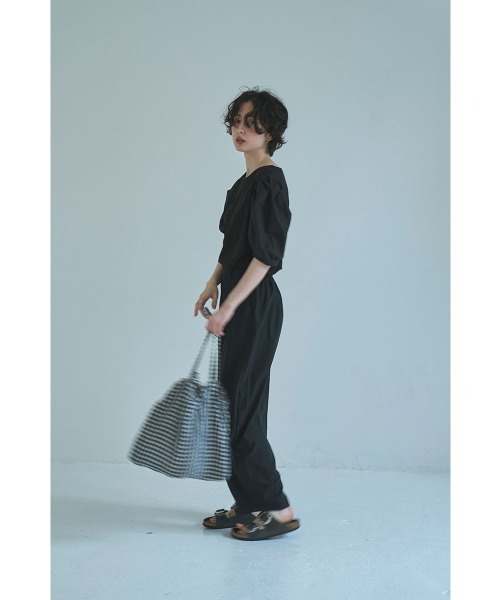 marjour(マージュール)の「SWITCHING LANTERN SLEEVE TEE(Tシャツ/カットソー・レディース・ブラック/オフホワイト・M)」の5枚目の写真