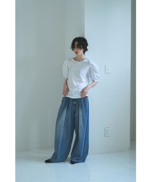 marjour(マージュール)の「SWITCHING LANTERN SLEEVE TEE(Tシャツ/カットソー・レディース・ブラック/オフホワイト・M)」の14枚目の写真