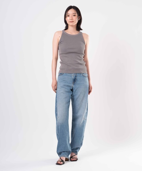 Levi's(リーバイス)の「Levi's/リーバイス エッセンシャル レーサー タンクトップ(タンクトップ・レディース・ブラック・M/S/XS)」の5枚目の写真