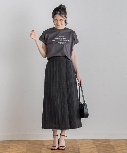 Droite lautreamont（ドロワットロートレアモン）の「【WEB限定】ドライタッチコットン英文ロゴT≪洗濯機で洗える≫（Tシャツ/カットソー・レディース・チャコールグレー/オフホワイト・M）」の19枚目の写真