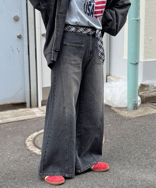 CIAOPANIC（チャオパニック）の「【CIAN DENIM/シアンデニム】スプリットフロントワイドデニム（デニムパンツ・レディース・ブルー/ブラック/グレー・X-SMALL/MEDIUM/SMALL）」の5枚目の写真