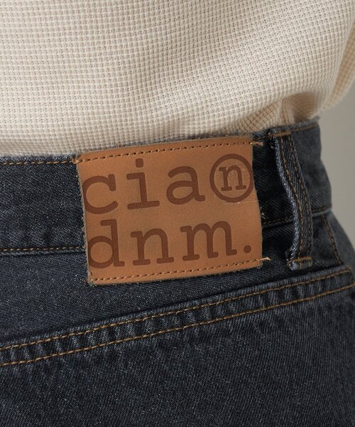 CIAOPANIC（チャオパニック）の「【CIAN DENIM/シアンデニム】スプリットフロントワイドデニム（デニムパンツ・レディース・ブルー/ブラック/グレー・X-SMALL/MEDIUM/SMALL）」の18枚目の写真