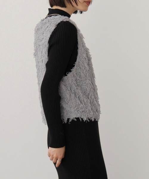 Bou Jeloud（ブージュルード）の「フェザーショートベスト（ベスト・レディース・ブラック/ライトグレー・38）」の6枚目の写真