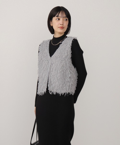 Bou Jeloud（ブージュルード）の「フェザーショートベスト（ベスト・レディース・ブラック/ライトグレー・38）」の11枚目の写真