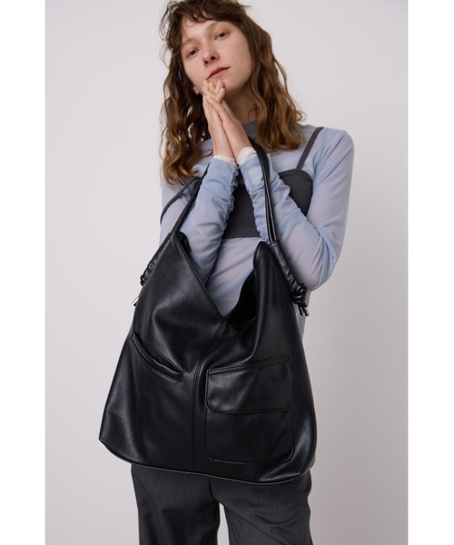 un/neu（アンノイ）の「アウトポケットドロストハンドルバッグ / A4サイズ、14インチPC対応（ショルダーバッグ・レディース・アイボリー/ブラック/カーキ/ブラウン・FREE）」の9枚目の写真