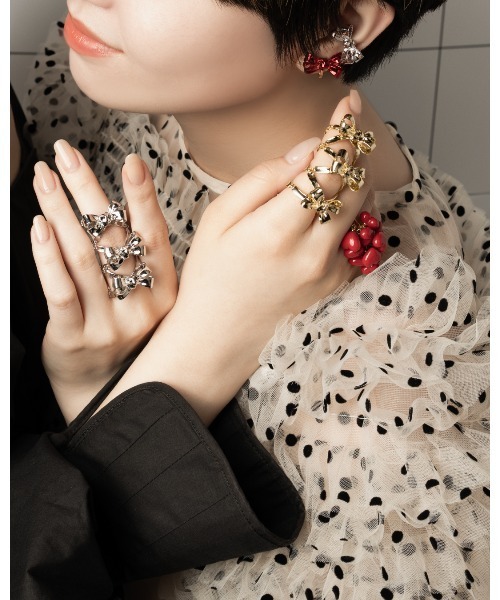 LOVE BY e.m. (ラブバイイーエム)の「ミニリボンイヤリング/25-26AW/レディース(イヤリング・レディース・シルバー/ゴールド・FREE)」の11枚目の写真