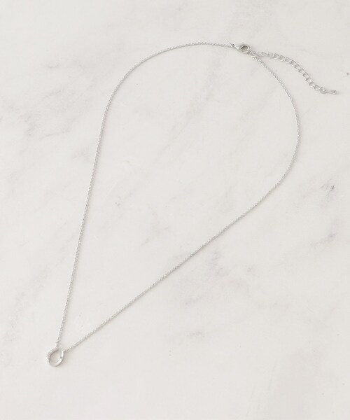 grove（グローブ）の「ビジューホースシューショートネックレス（ネックレス・レディース・ゴールド/シルバー・00）」の4枚目の写真