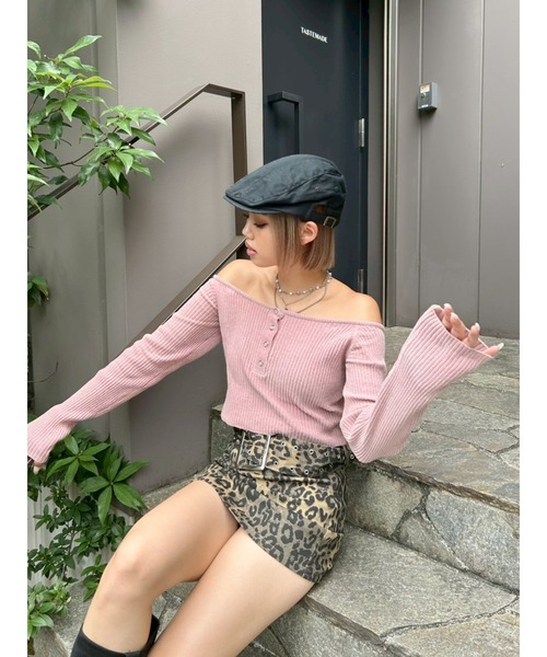 EVRIS（エヴリス）の「モールオフショルニットトップス（ニット/セーター・レディース・アイボリー/ブラック/ブルー/ピンク・FREE）」の7枚目の写真