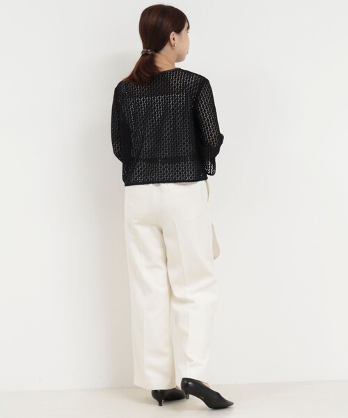 MICO COULIER（ミコクリエ）の「シャイニーラッセルレースクルーネックカーディガン ブラウス（シャツ/ブラウス・レディース・ネイビー/ブラック・38）」の5枚目の写真