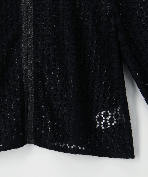 MICO COULIER（ミコクリエ）の「シャイニーラッセルレースクルーネックカーディガン ブラウス（シャツ/ブラウス・レディース・ネイビー/ブラック・38）」の8枚目の写真