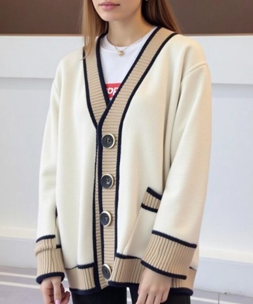 cammie(キャミー)の「配色デザインニットカーディガン(カーディガン/ボレロ・レディース・ネイビー/サックスブルー/オフホワイト/レッド/ベージュ・F)」の17枚目の写真