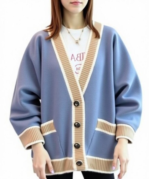cammie(キャミー)の「配色デザインニットカーディガン(カーディガン/ボレロ・レディース・ネイビー/サックスブルー/オフホワイト/レッド/ベージュ・F)」の10枚目の写真