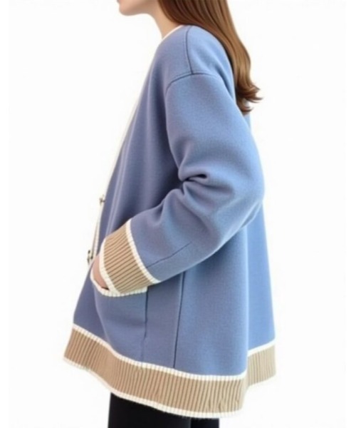 cammie(キャミー)の「配色デザインニットカーディガン(カーディガン/ボレロ・レディース・ネイビー/サックスブルー/オフホワイト/レッド/ベージュ・F)」の12枚目の写真