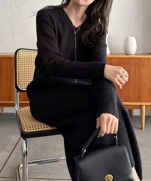 セール】【Eclat one】Vネック Iライン ロング ニットワンピース