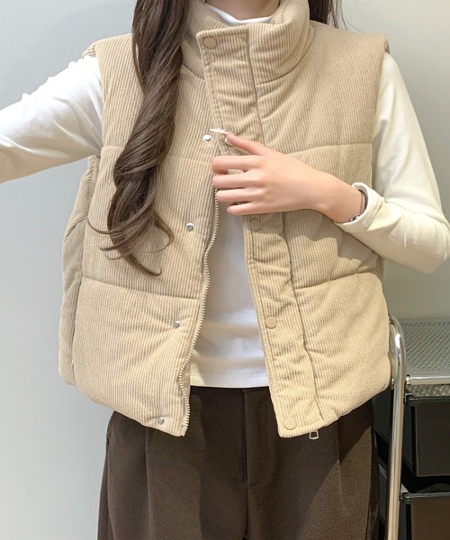REMUR(レミュール)の「コーデュロイ中綿ベスト(ダウンベスト・レディース・ピンク/ベージュ/サックスブルー/アイボリー/ブラック・M/L)」の17枚目の写真