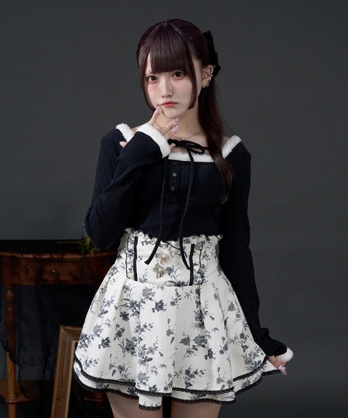 訳あり‼️d.i.aファー付きホワイトリブベアトップ 訳あり‼️d.i.a