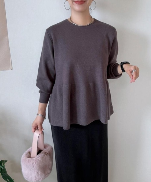 aquagarage（アクアガレージ）の「バックパールフレアニットトップス（ニット/セーター・レディース・チャコール/アイボリー/ブラック・L/M）」の16枚目の写真