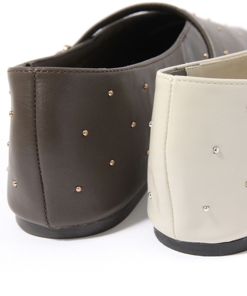 studio CLIP（スタディオクリップ）の「ワンストラップスタッズパンプス（パンプス・レディース・ブラック/アイボリー/ブラウン・MEDIUM/LARGE）」の14枚目の写真