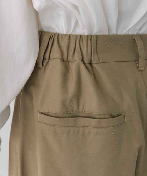 PUAL CE CIN（ピュアルセシン）の「コットンレーヨンツータックワイドパンツ（スラックス・レディース・ダークブラウン/ベージュ/キャメル・FREE）」の11枚目の写真