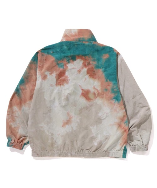 A BATHING APE（アベイシングエイプ）の「TIE DYE TRACK JACKET（ナイロンジャケット・メンズ・ブラック/ベージュ・LARGE/MEDIUM/X-LARGE/XX-LARGE）」の4枚目の写真