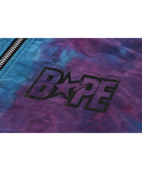 A BATHING APE（アベイシングエイプ）の「TIE DYE TRACK JACKET（ナイロンジャケット・メンズ・ブラック/ベージュ・LARGE/MEDIUM/X-LARGE/XX-LARGE）」の5枚目の写真