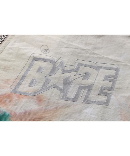 A BATHING APE（アベイシングエイプ）の「TIE DYE TRACK JACKET（ナイロンジャケット・メンズ・ブラック/ベージュ・LARGE/MEDIUM/X-LARGE/XX-LARGE）」の6枚目の写真