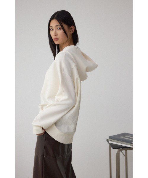 AZUL by moussy(アズールバイマウジー)の「フハクドッキングパーカー(パーカー・レディース・アイボリー/ブラック/チャコールグレー・FREE)」の5枚目の写真