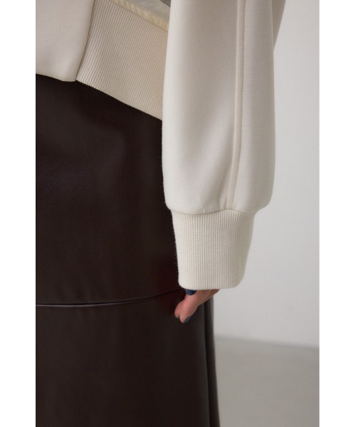 AZUL by moussy(アズールバイマウジー)の「フハクドッキングパーカー(パーカー・レディース・アイボリー/ブラック/チャコールグレー・FREE)」の13枚目の写真