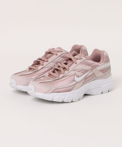NIKE(ナイキ)の「《NIKE》ウィメンズ イニシエーター(スニーカー・レディース・ブラウン系その他/ホワイト/ピンク系その他/ホワイト系その他/ホワイト×ピンク/ベージュ系その他/ブラック×ブラック・25.0cm/24.5cm/24.0cm/23.5cm/23.0cm/22.5cm)」の7枚目の写真