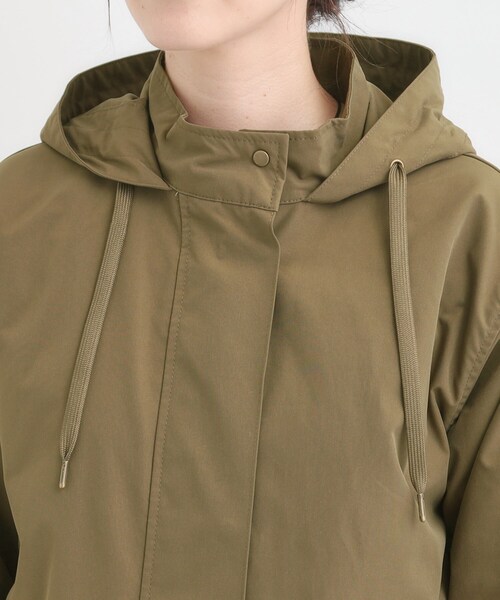 SHOO・LA・RUE（シューラルー）の「【S-LL/撥水】腰回りをカバーする ロングミリタリーアウター（ミリタリージャケット・レディース・ブラック/カーキ・01/02/03/04）」の14枚目の写真