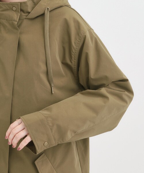 SHOO・LA・RUE（シューラルー）の「【S-LL/撥水】腰回りをカバーする ロングミリタリーアウター（ミリタリージャケット・レディース・ブラック/カーキ・01/02/03/04）」の15枚目の写真