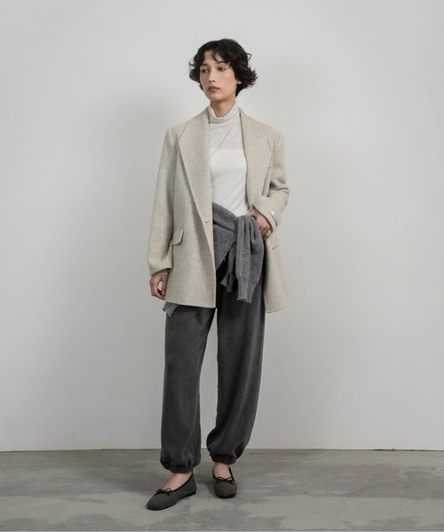 lawgy（ラウジー）の「handmade trapezoid collar jacket coat / ハンドメイドトラペゾイドカラージャケットコート（その他アウター・レディース・オートミール/イエロー・FREE）」の8枚目の写真