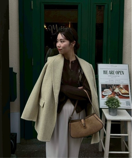 lawgy（ラウジー）の「handmade trapezoid collar jacket coat / ハンドメイドトラペゾイドカラージャケットコート（その他アウター・レディース・オートミール/イエロー・FREE）」の19枚目の写真