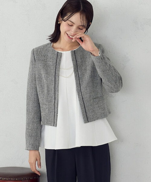 COMME CA ISM(コムサイズム)の「【宮城舞さん着用】【セットアップ対応】ラメツイード ジャケット(ノーカラージャケット・レディース・ネイビー/グレー・X-SMALL/SMALL/MEDIUM/LARGE/X-LARGE)」の21枚目の写真