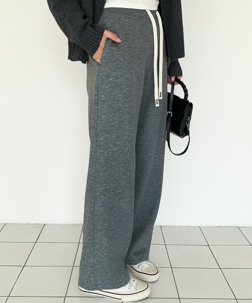 by LEGNA(バイレグナ)の「【選べる丈感】裏起毛フラットウエストワイドパンツ(その他パンツ・レディース・ブラック/杢グレー/ダークブラウン/ダークグレー/モカ・M-Regular/L-Regular/XL-Regular/M-Short/L-Short/XL-Short/M-Long/L-Long)」の14枚目の写真