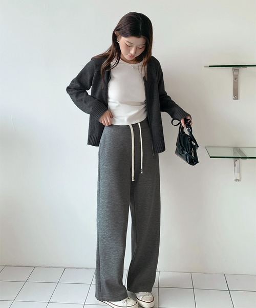 by LEGNA(バイレグナ)の「【選べる丈感】裏起毛フラットウエストワイドパンツ(その他パンツ・レディース・ブラック/杢グレー/ダークブラウン/ダークグレー/モカ・M-Regular/L-Regular/XL-Regular/M-Short/L-Short/XL-Short/M-Long/L-Long)」の13枚目の写真