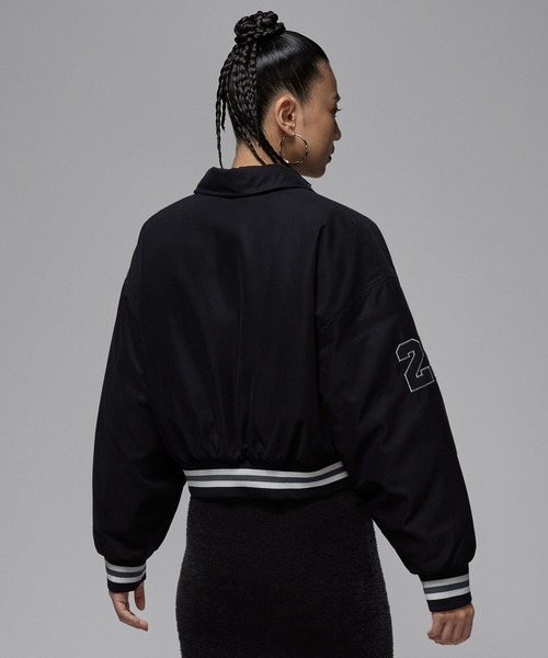 JORDAN BRAND(ジョーダンブランド)の「NIKE WMNS AS W J BRK VARSITY JKT FILL HV0404(その他アウター・レディース・グリーン/ブラック・S)」の3枚目の写真